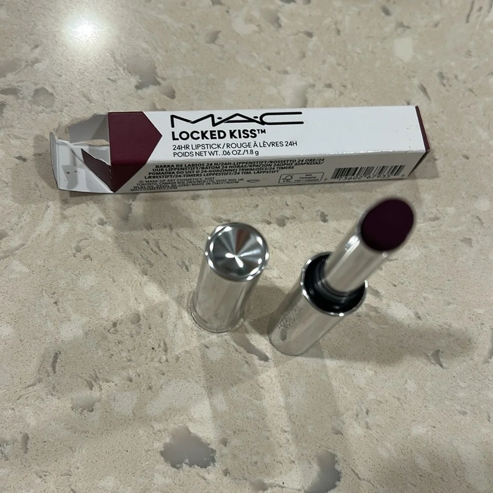 MAC Locked Kiss 24HR Lipstick